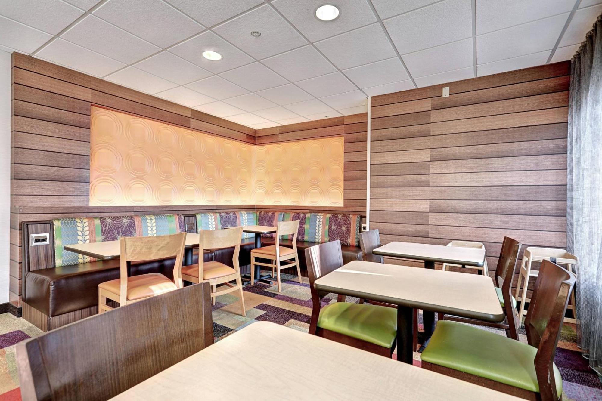 Fairfield Inn & Suites By Marriott Edison - South Plainfield Εξωτερικό φωτογραφία
