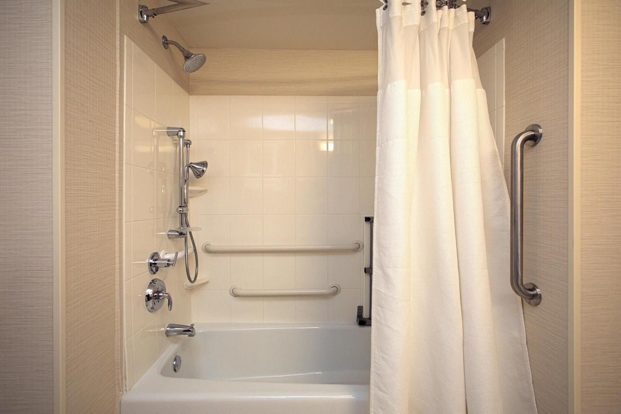 Fairfield Inn & Suites By Marriott Edison - South Plainfield Εξωτερικό φωτογραφία